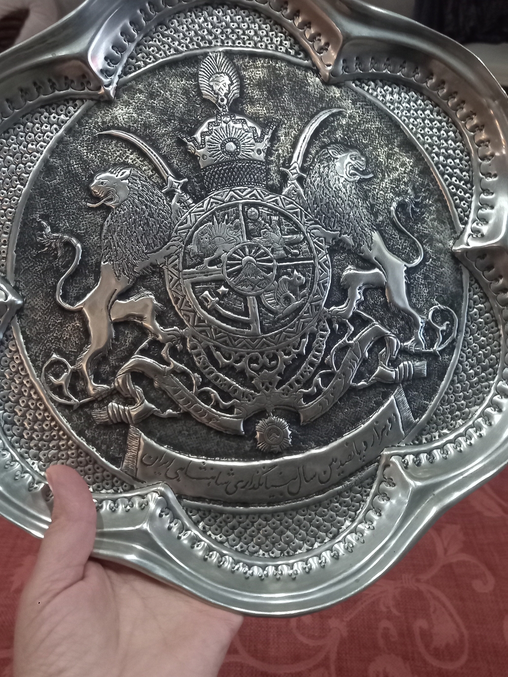 Decorative Silver-Tone Lion Crest Wall Plaque - Handheld Accent